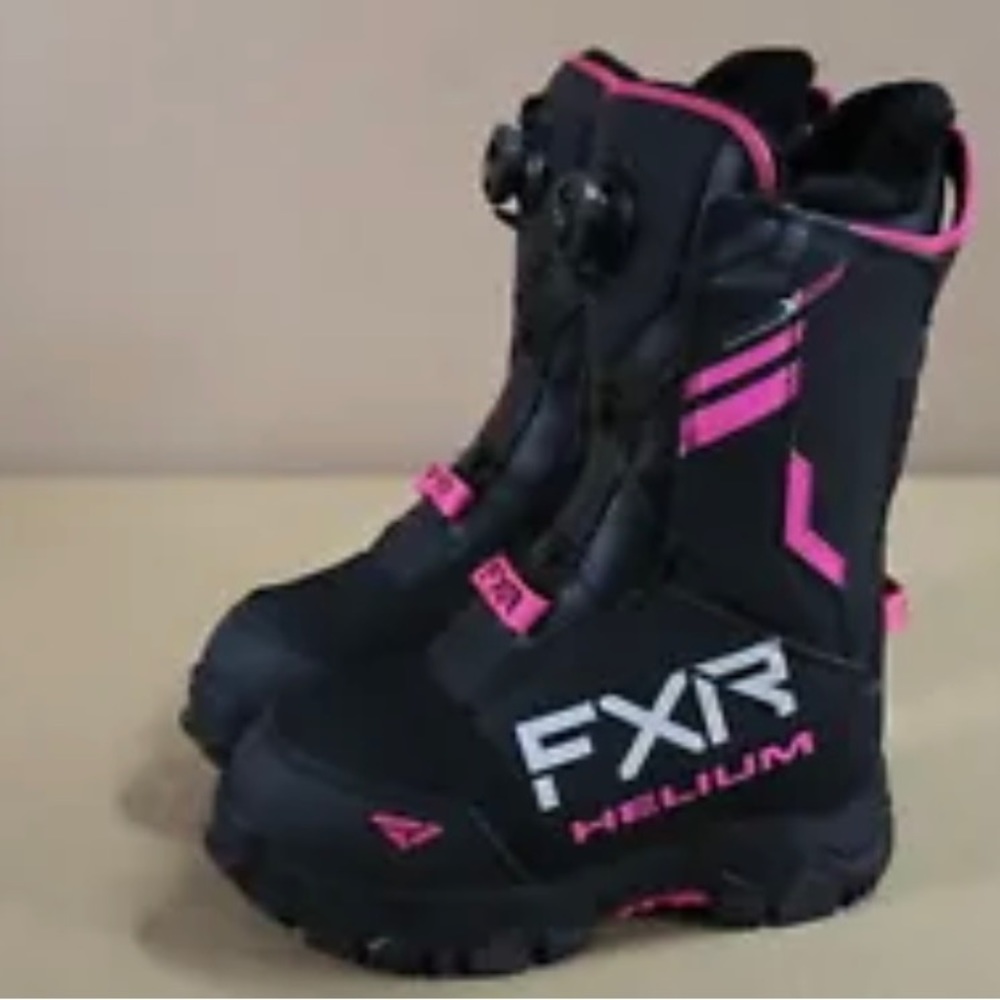 FXR HELIUM BOA SNOWMOBILE BOOTS Insulated high traction black/fuchsia pink SDP19
